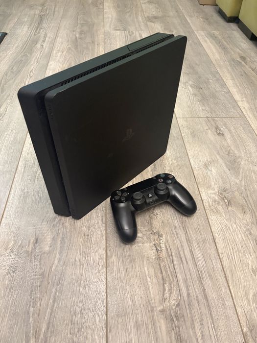 Ідеал! Ps4 slim + гра
