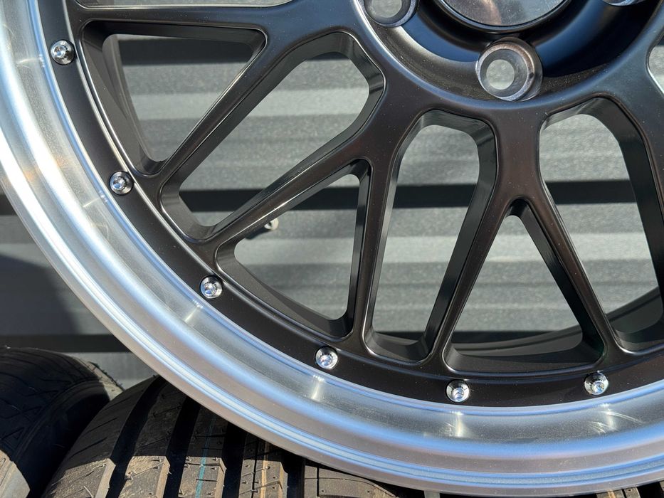 9кг R18 5x114.3 8j et35 Honda Toyota Mitsubishi Nissan Mazda BBS Style