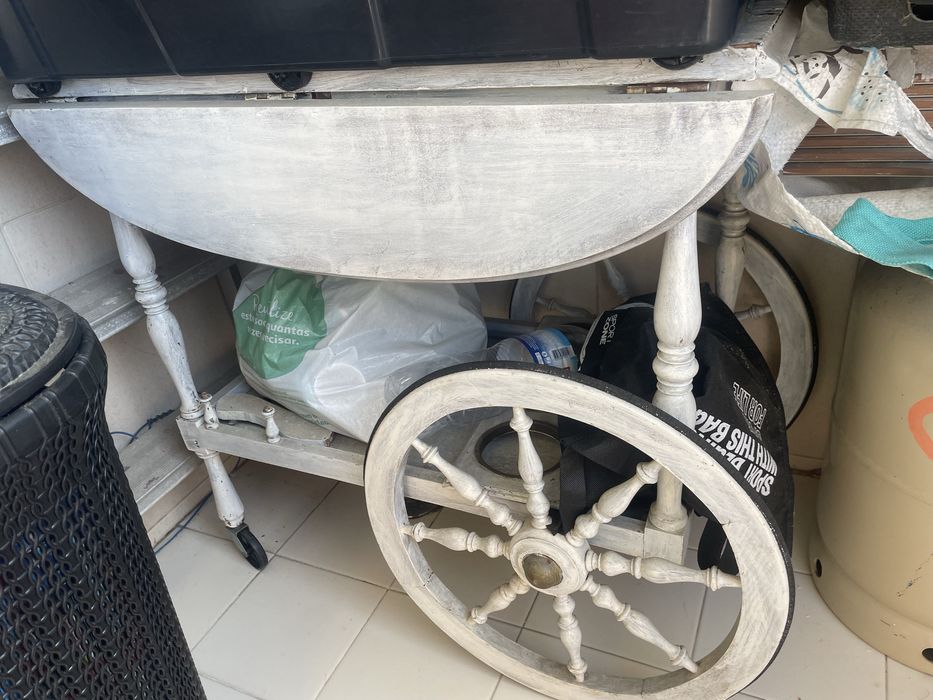 Carrinho de bebidas para restauro