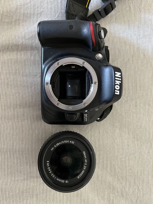 Nikon D5200 + lente - Excelente estado