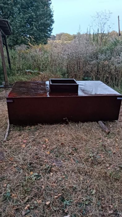 Бочка металева з люком