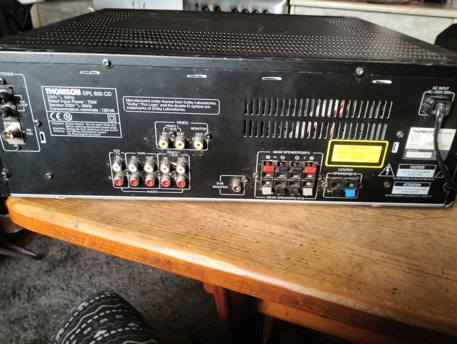 Sprzedam.  Amplituner. Onkyo