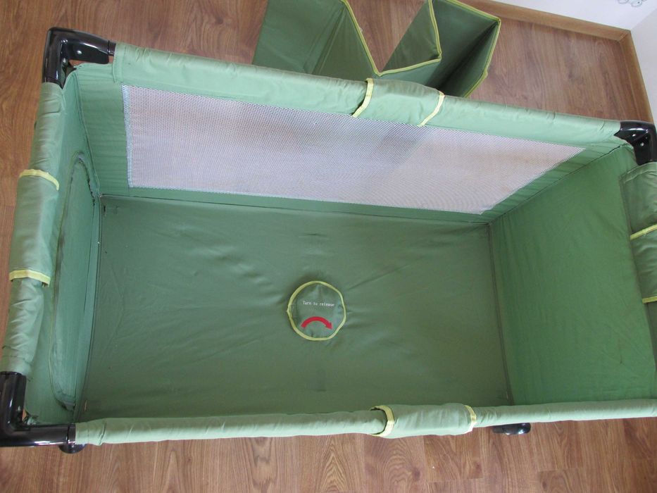 Łóżeczko turystyczne, kojec marki Koelstra + materacyk