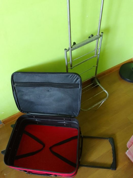 Torby walizki kosmetyczki