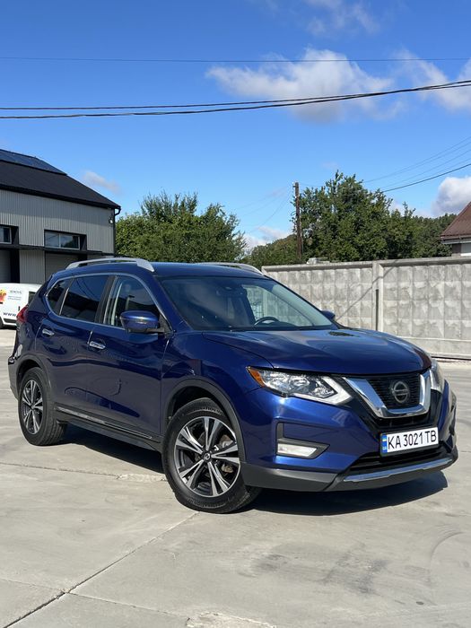 Nissan Rogue SL 2017 рік