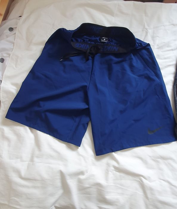 Calções Nike Dri-Fit e NB Dry (novas)