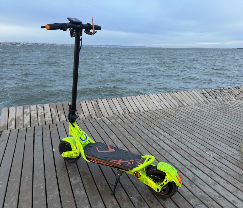 Trotinete Elétrica Kukirin A1 800W - 45 Km/h - 800KM