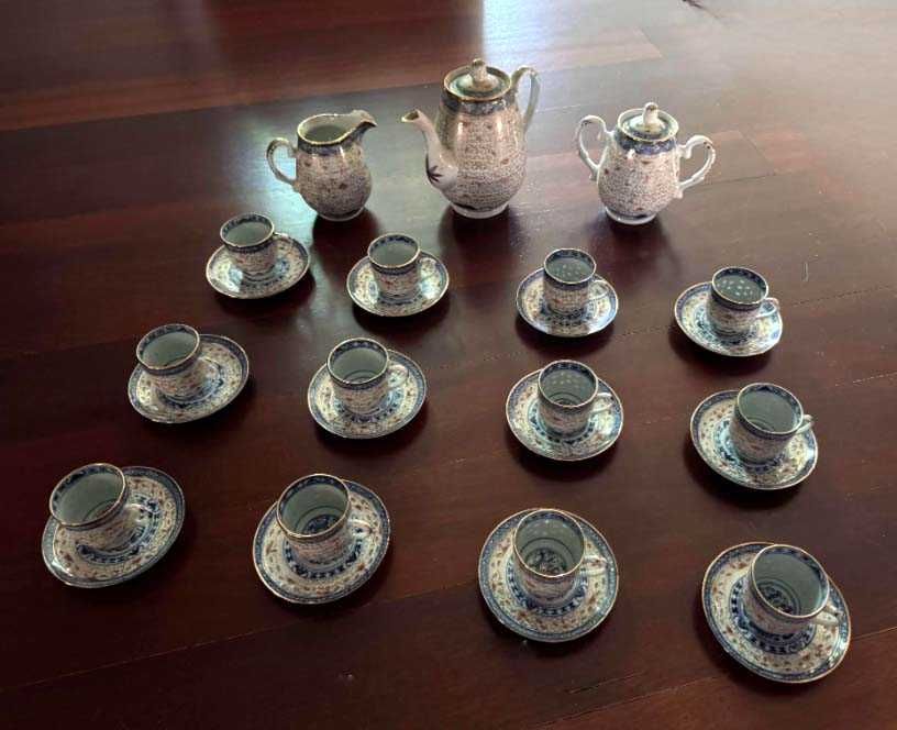 Serviço completo de Porcelana Chinesa "Rice Grain" - 191 peças