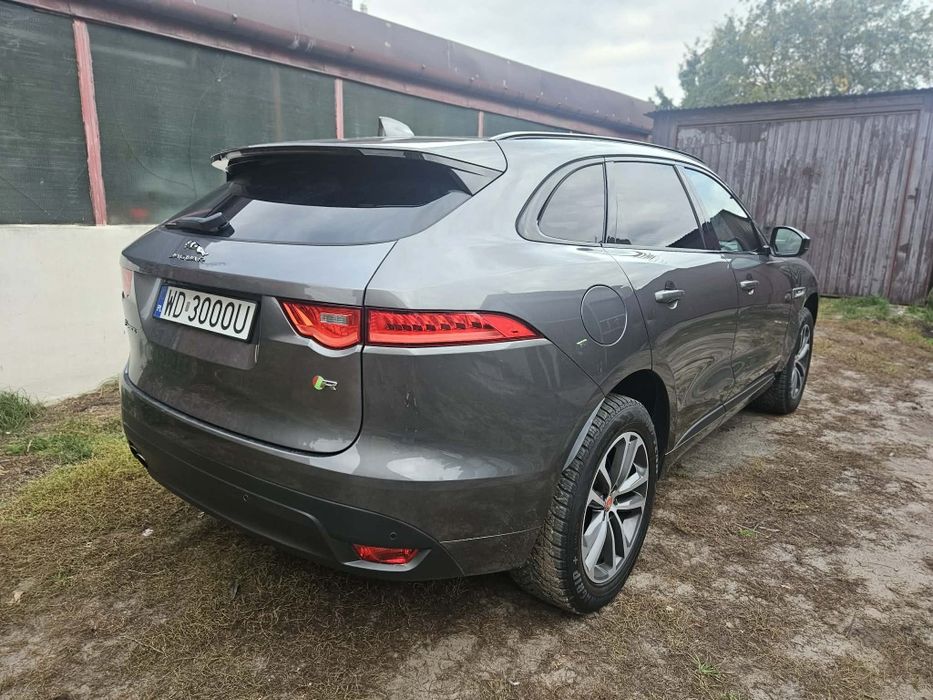 Jaguar f-pace R sport automat 2.0d