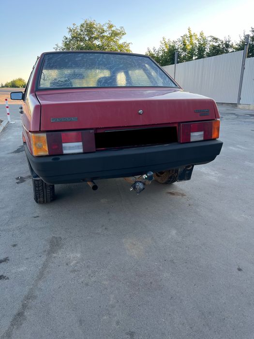 ВАЗ 21099 та ВАЗ2109
