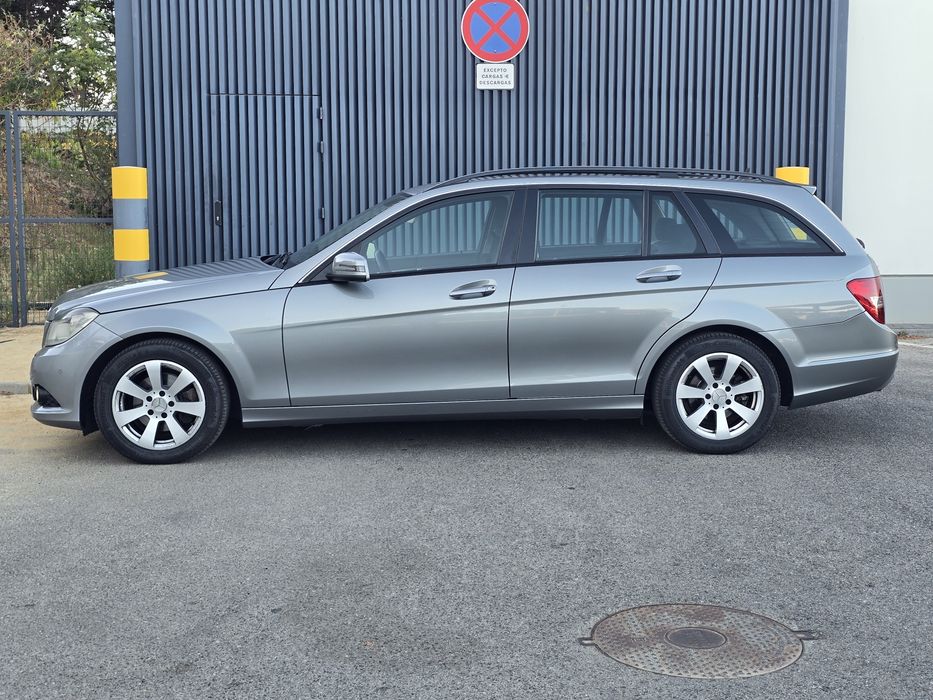 Mercedes-Benz C 200 — fotografia 4