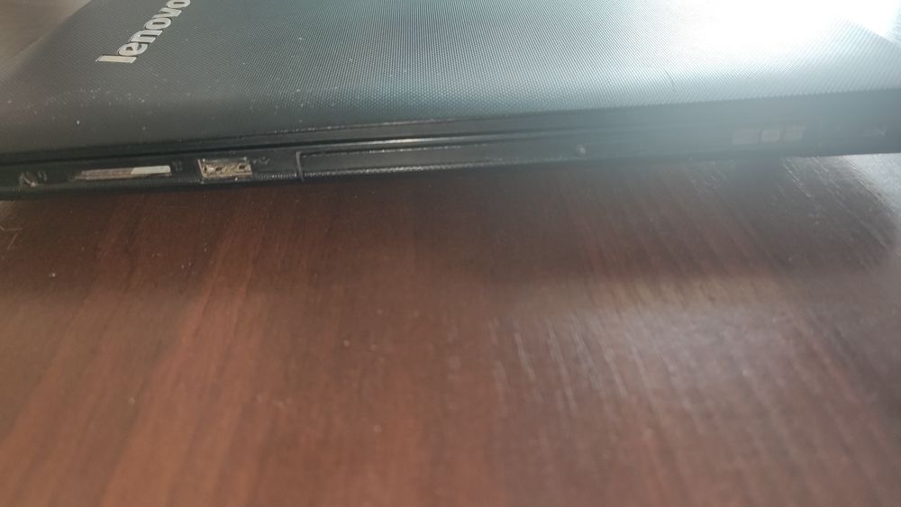 Ноутбук леново 80GO