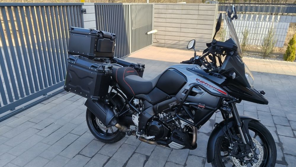Vstrom 1000 2017r 36tys km stan bardzo dobry