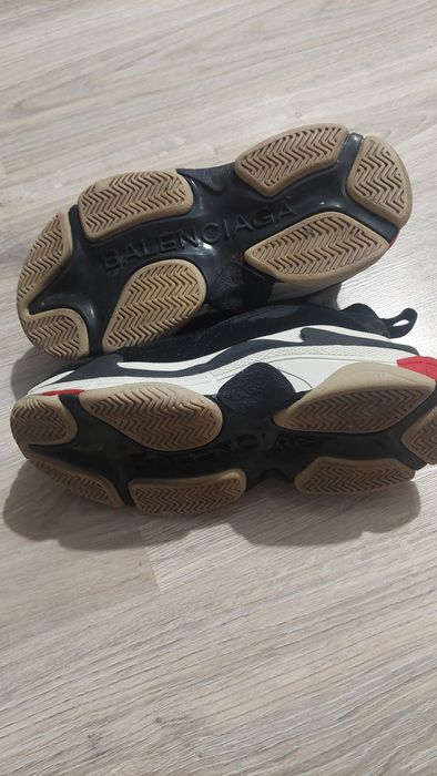 Buty sportowe damskie