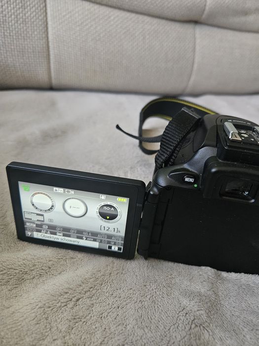 Nikon lustrzanka d5600  bardzo dobry stan