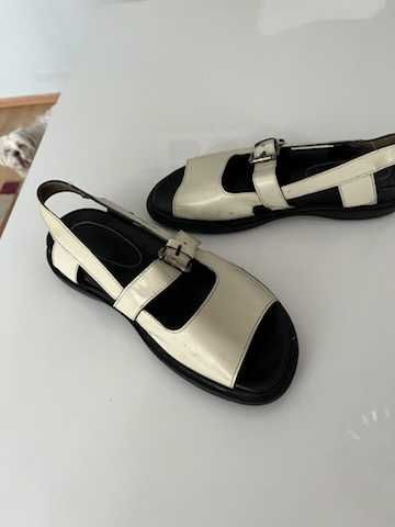 Beżowe sandały  - Top projektant MARNI