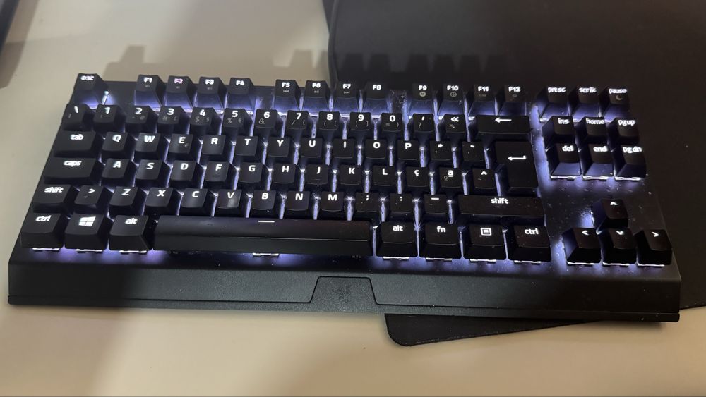 Teclado gamer RAZER Blackwidow V3 Tenkeyless