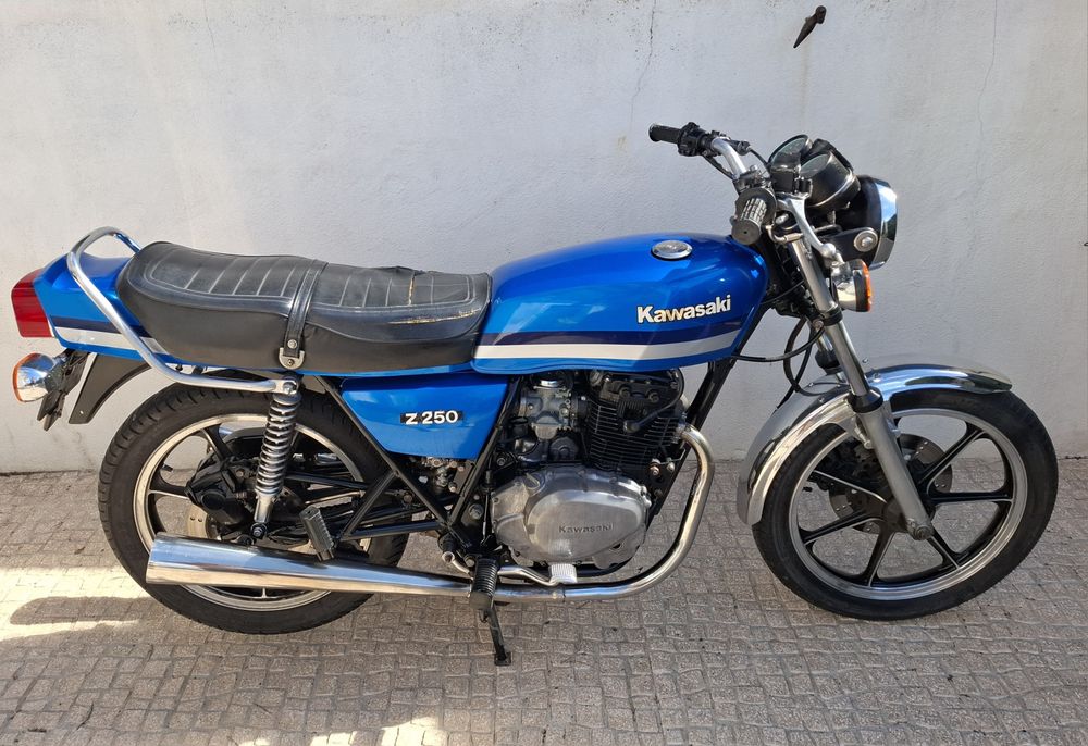 Kawasaki Z 250  matricula nacional