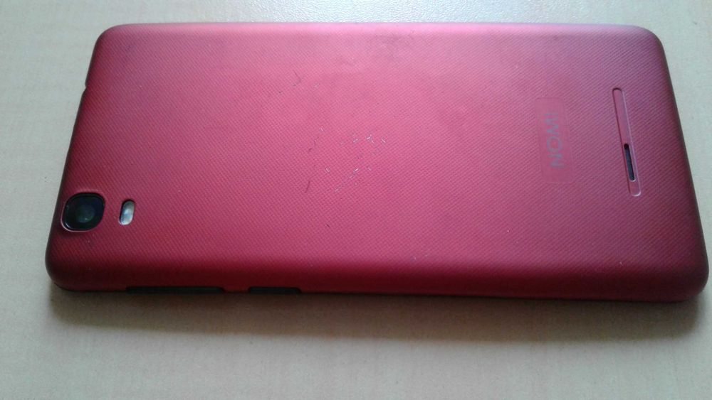 Смартфон Nomi i5011 Evo M1 Dark-Red