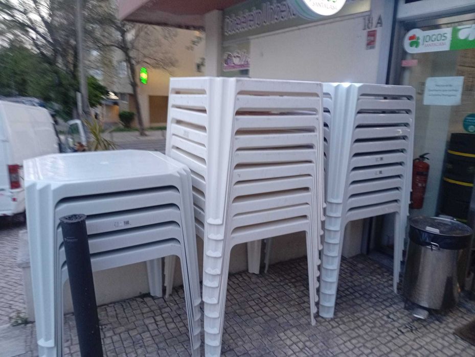 Alugo, aluguer, alugar, aluga cadeiras/mesas