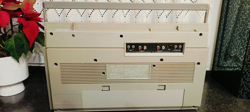 Radio bombox Aiwa 600
