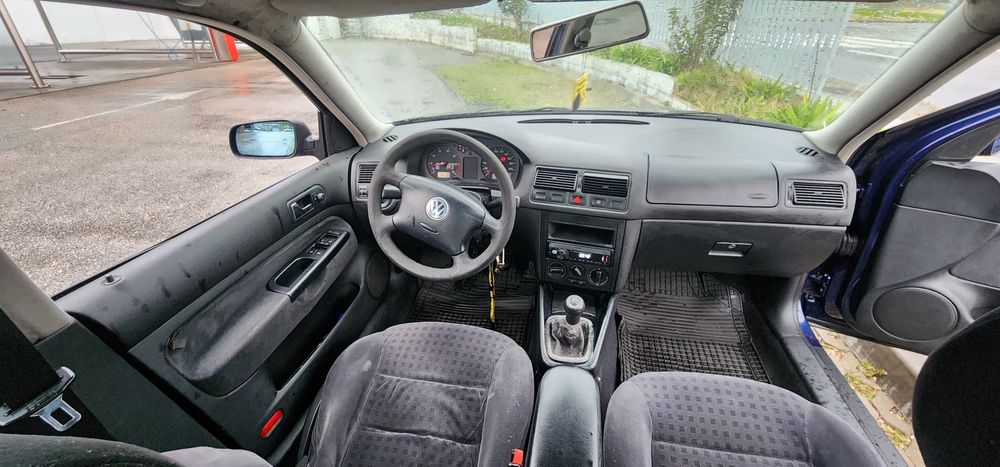 Vw Golf  1.4  2000