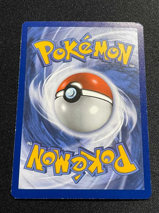 Carta Pokémon Elesa's Sparkle 233/264 Fusion Strike