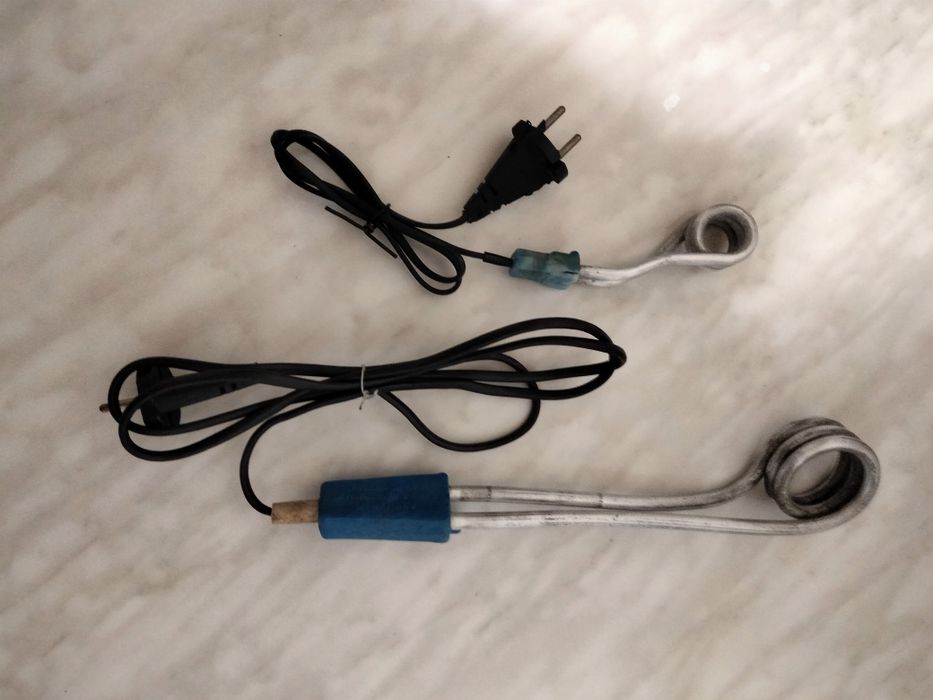 Кипятильники 0,7кВт и 1,2кВт.