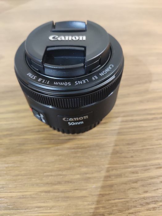 Maquina fotografica eos 250d mais extras