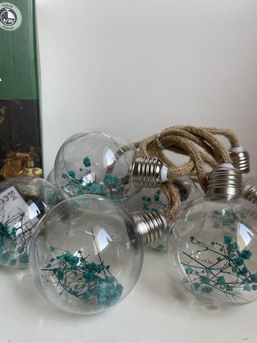 Girlanda świetlna żarówki z kwiatami na sznurku 2,20m nowa