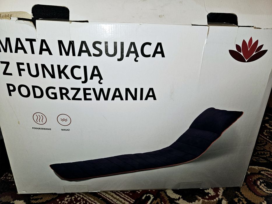 Mata masująca z 10 silnikami i podgrzewaniem.