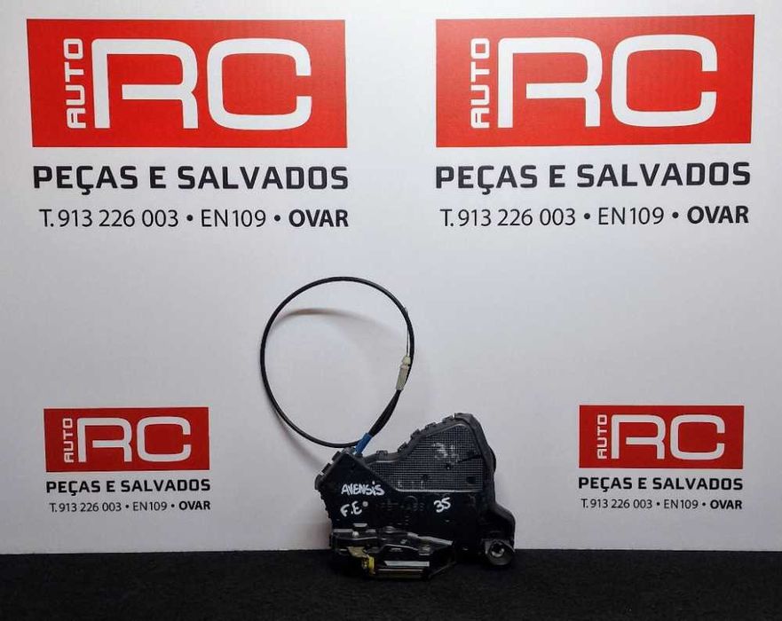 Fechadura / Fecho Porta Frente Esquerdo | Toyota | Avensis