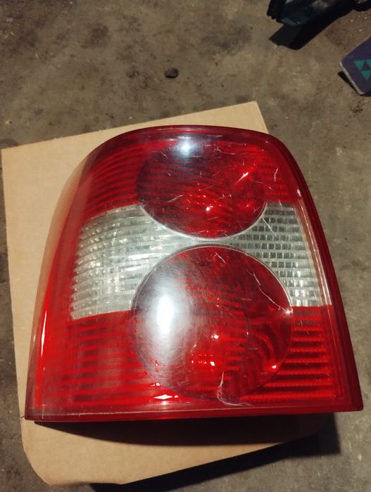 Стоп passat b5+ оригінал є лише правий
