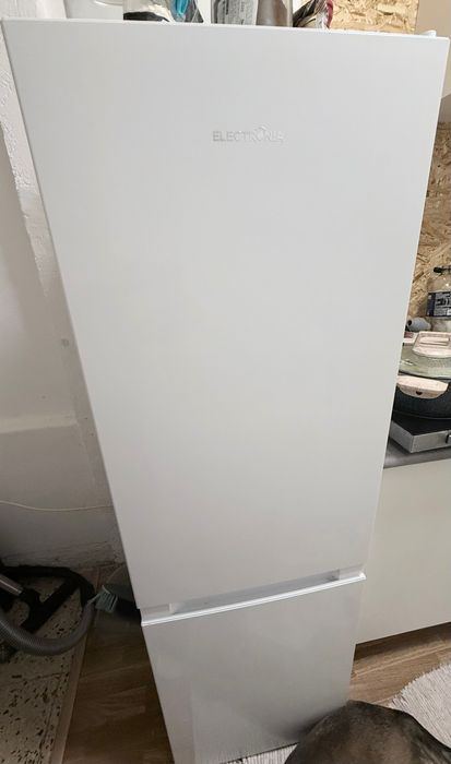 Combinado Electronia 174lt