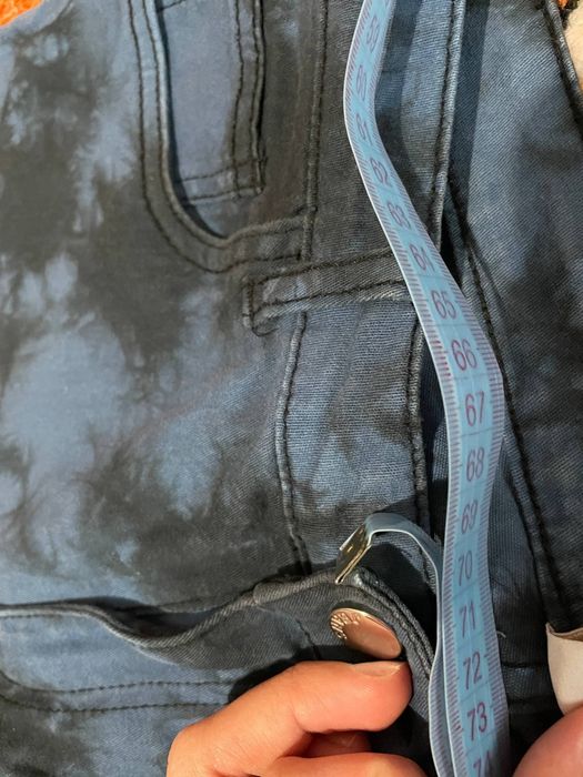 Штани з принтом тай-дай нові неношені з великими кишенями