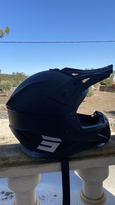 Capacete aberto shot novo