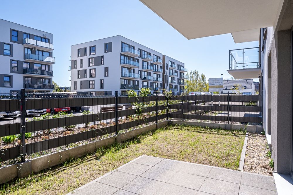 Mieszkanie z ogródkiem | 2 garderoby | wysoki standard | osiedle zdrojowe