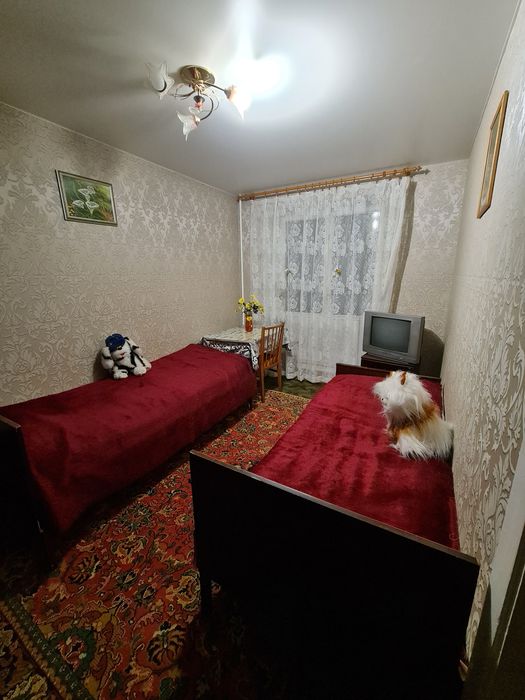 Довгострокова оренда кімнати для однієї дівчини (вул. Конякіна)