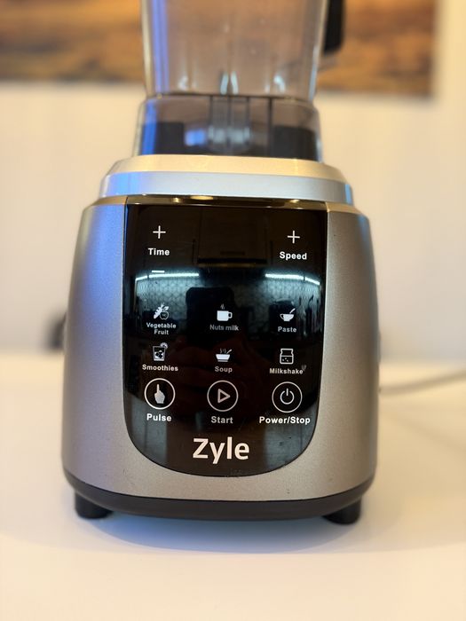 Blender RONIC Zyle LED II