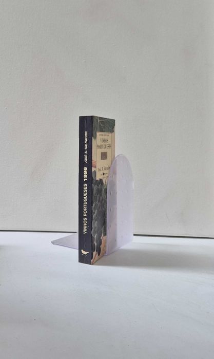 José A. Salvador - ROTEIRO DE VINHOS PORTUGUESES (1996 a 2000)