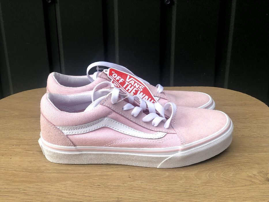 Оригінальні кеди Vans.