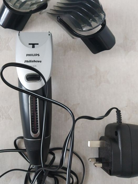 Продам машинку для стрижки Philips