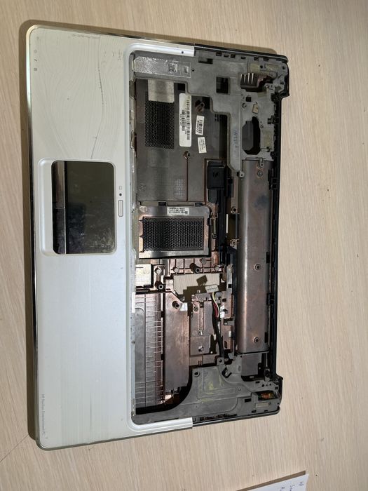 Корпуси до ноутів б/у