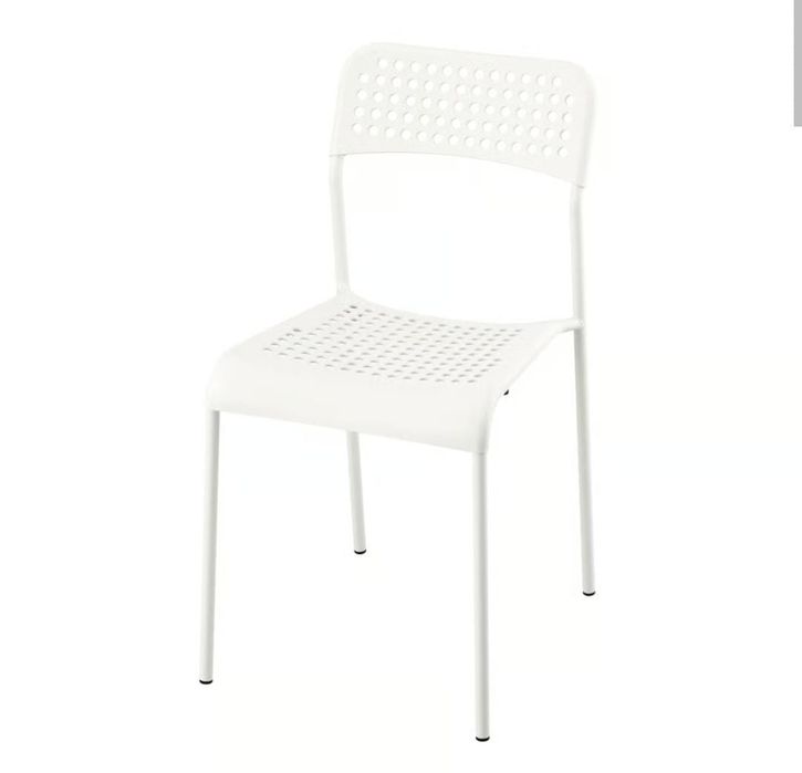 Cadeira branca Ikea