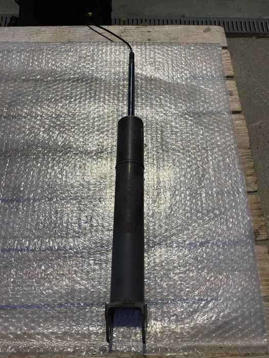 Porsche 911,977 амортизатор 99733305332