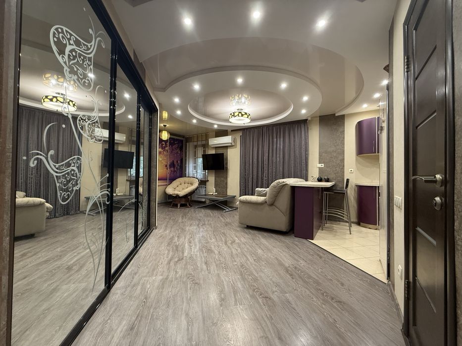 Продаю 2х к.кв. С автономным отоплением в Центре города.