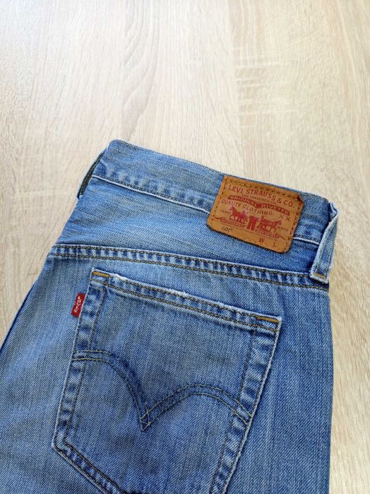 Damskie spodnie jeansowe Levis 501 W28 L30 M