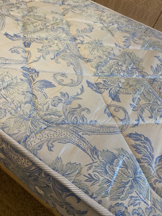 Cama de solteiro ikea