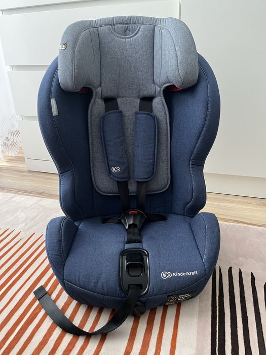 Sprzedam foteliki samochodowe 9-18kg