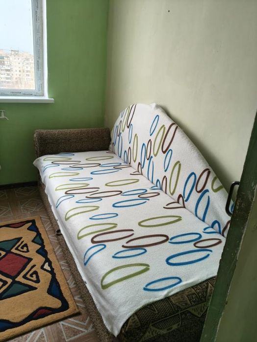 Здам  3 квартиру на10 пов.16 пов. 4000гр